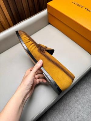wholesale quality louis vuitton men shoes model no. 877